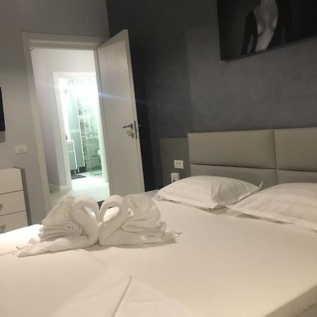 Arthemis Apartment 马马亚 外观 照片